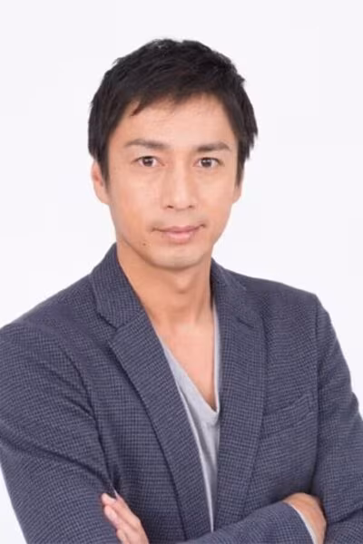 Yoshimi Tokui - 徳井義実