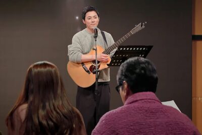 “De Ator a Cantor” – Um documentário da Netflix: Traçando a jornada da criação musical