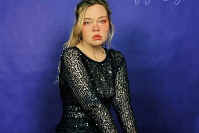 Theresa Rex 发布新单曲《Ugly Cry》： 一首令人难以抗拒的混乱女孩之歌