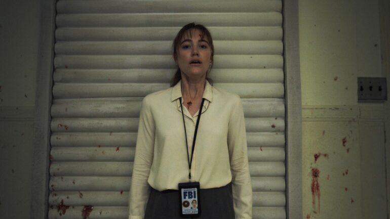 《长腿》–恐怖片：超越尼古拉斯-凯奇，奥斯古德-帕金斯的奇幻恐怖片