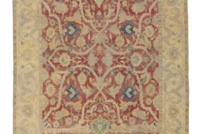 Ein neu enthüllter Seidenteppich der Safawiden aus dem 17. Jahrhundert, die „Polonaise“, ist das Highlight der Auktion: Kunst aus der islamischen und indischen Welt, darunter Teppiche