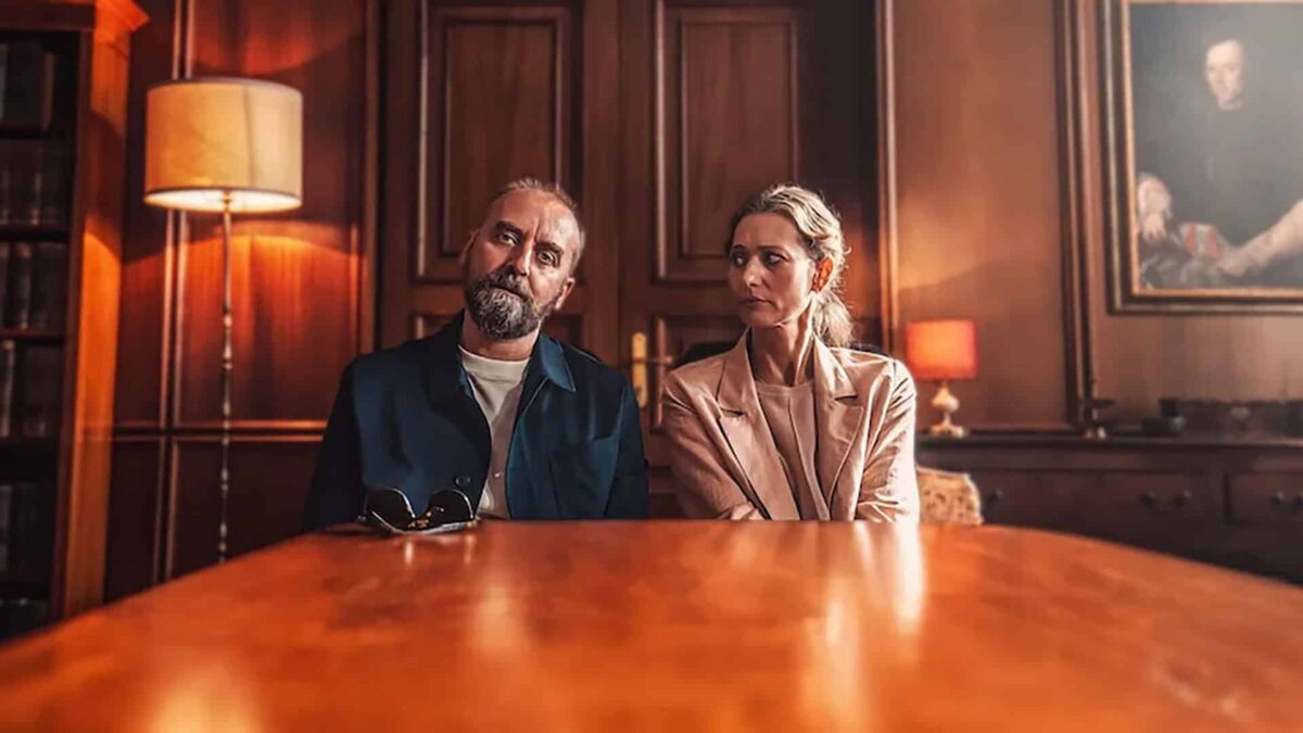 《离婚》 – Netflix 电影：驾驭离婚与宗教