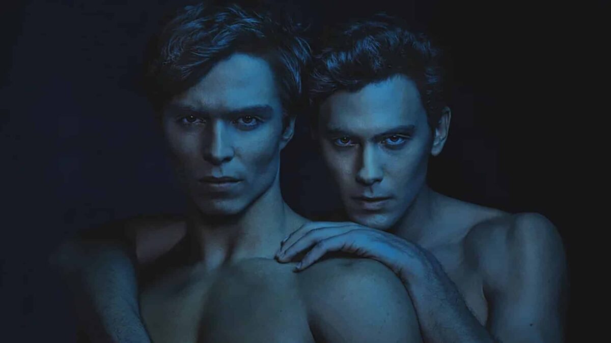 “괴물: 메넨데즈 형제 이야기” – 넷플릭스 시리즈: 라이언 머피 스타일의 두 형제와 패트리사이드