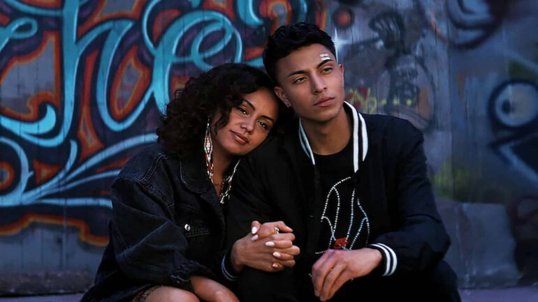 「Rez Ball/レズ・ボール」-ナバホ族の居留地を舞台にした、Netflixの説得力と示唆に富むスポーツドラマ