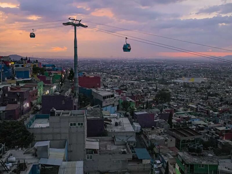 「僕らは王国を後にして」-Netflixのメキシコシリーズ：運命に翻弄される登場人物を通して描かれるメキシコシティの過酷な現実