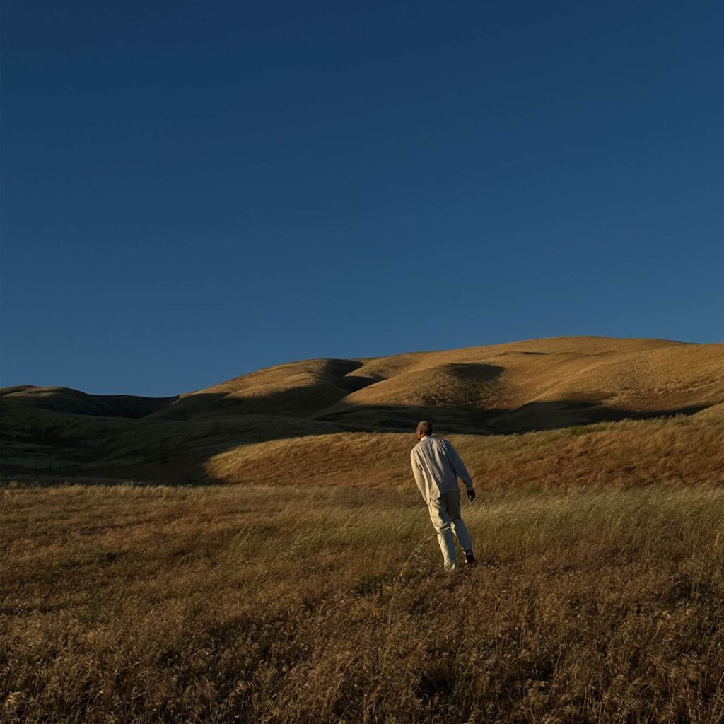 Wiinston Feel ‘Skitzo’ With The Color ‘Blue’