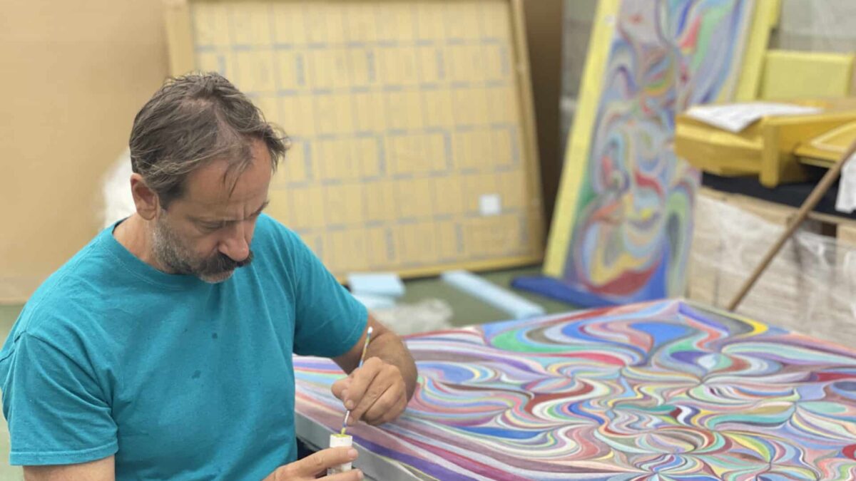 Chris Johanson revela “Navigation” no NANZUKA UNDERGROUND