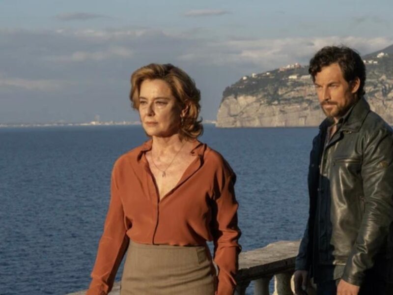 「惑い」- ネットフリックスで配信中のイタリアンスリラー、ドラマチックな要素と感傷的な雰囲気を持つ