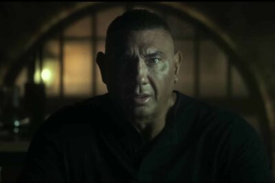 “더 킬러스 게임” 영화 리뷰: 액션과 코미디가 많은 영화 속 데이브 바우티스타