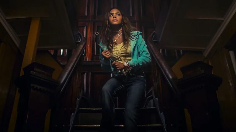 《逆时追凶》 – 一部关于连环杀手和时间旅行的Netflix青少年惊悚片