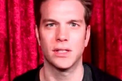 安东尼-杰塞尔尼克的黑色幽默： 他的喜剧独特之处