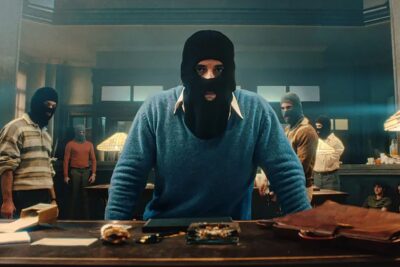 西班牙惊悚剧《银行攻防战》在Netflix上掀起高潮：Daniel Calparsoro执导的政治密集型抢劫剧