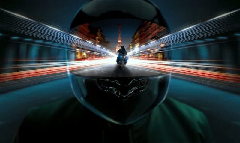 오토바이, 강도, 형제애를 다룬 프랑스 영화 “티맥스 라이드”가 넷플릭스에서 공개됩니다.