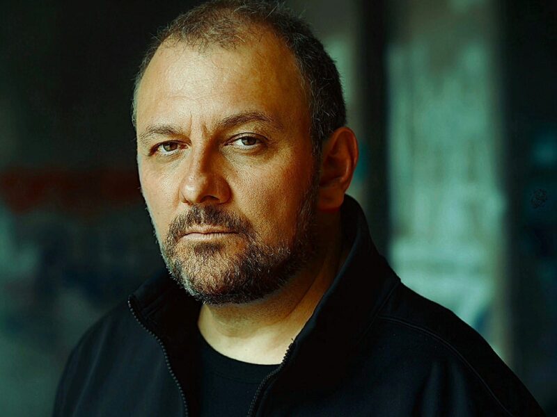 Stelio Savante, Starring In Amazon MGM Studios ‘Sarah’s Oil’ And Pinnacle Peak Picture’s ‘Between Borders’, Signs With Harter Allen Agency in the UK