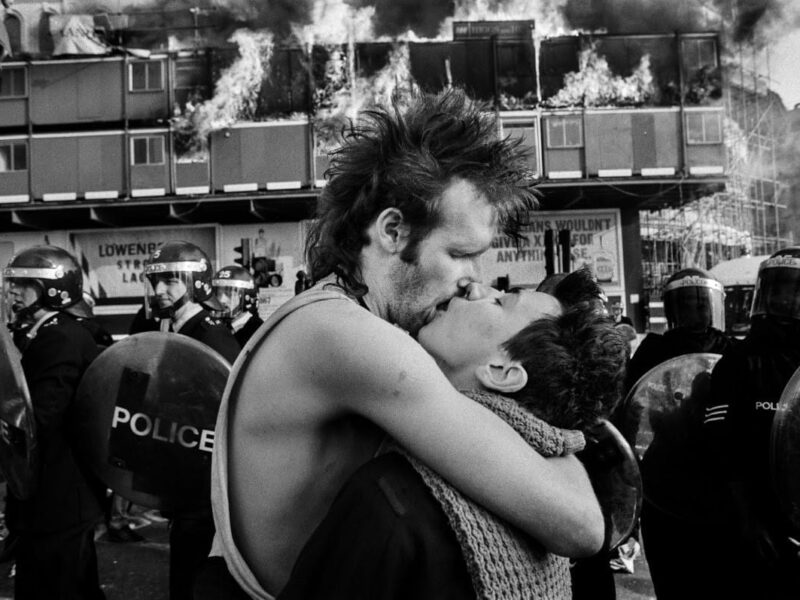 사진 전시회: “80년대: 테이트 브리튼에서 열리는 “80년대: 영국을 포착하다