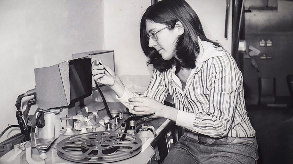 “줄리아 라이커트: 나를 만든 순간들”: 줄리아 라이커트의 삶과 투쟁을 조명하다