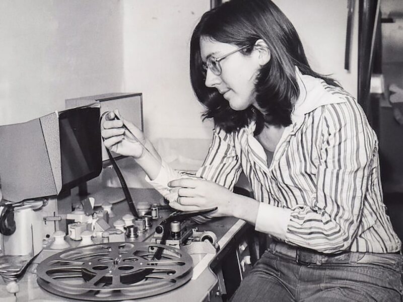 「ステッピング・ストーン: 監督ジュリア・ライカートをつくるもの」-ジュリア・ライヒェルトの活動家としての旅を垣間見る