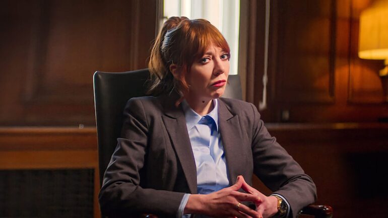 “A Vida, Segundo Philomena Cunk”: Netflix Traz Documentário Científico-Religioso Absurdamente Irônico