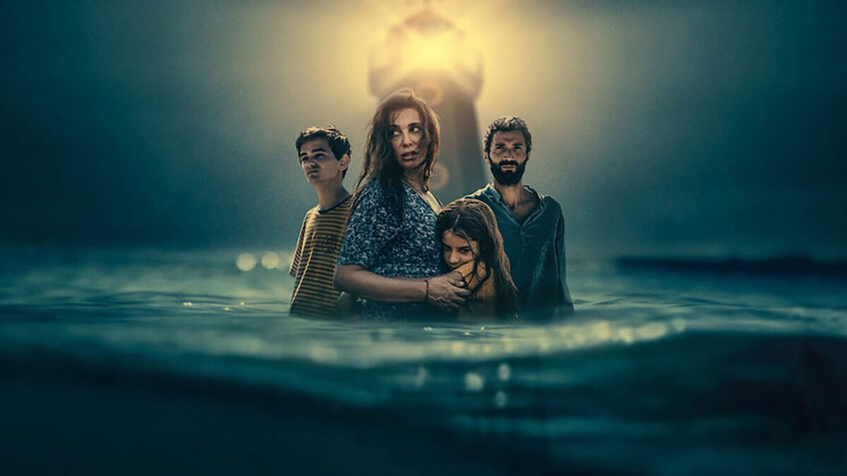 『打ちて寄せる』：Netflixで今週金曜日配信のスリラー映画