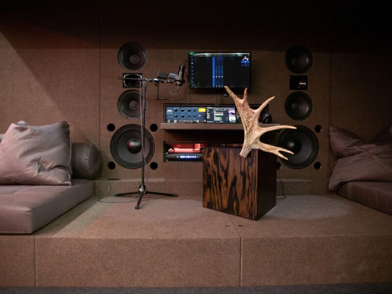 Rick Owens Furniture presenta «BACKSTAGE» en Salon 94 Design