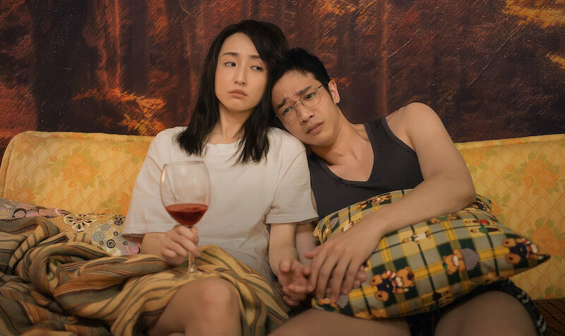 “결혼까진 했는데…요!”: 넷플릭스의 새로운 롬콤이 ‘해피 에버 애프터’에 도전하다