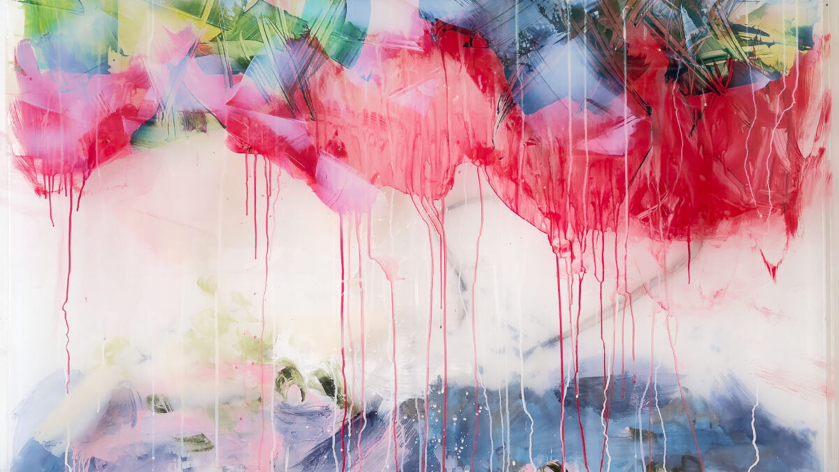 Exposição de Danielle Frankenthal Explora Interação entre Luz e Cor