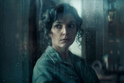 “단 한번의 시선”: 넷플릭스의 새로운 미스터리 스릴러