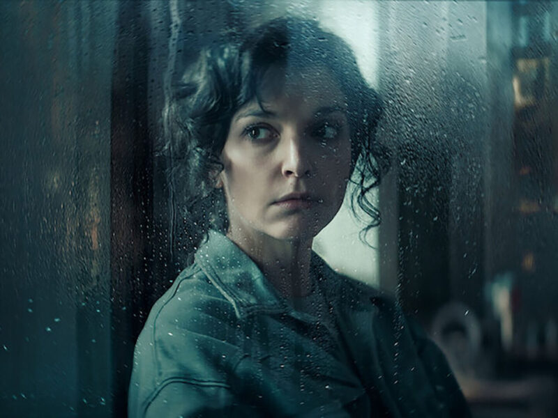 “단 한번의 시선”: 넷플릭스의 새로운 미스터리 스릴러