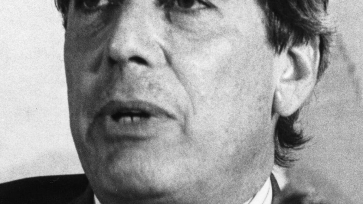 文學巨擘馬里奧·巴爾加斯·略薩辭世