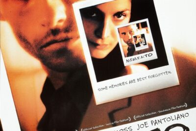 Вспоминая «Помни»: Формальный анализ хронологической загадки Кристофера Нолана