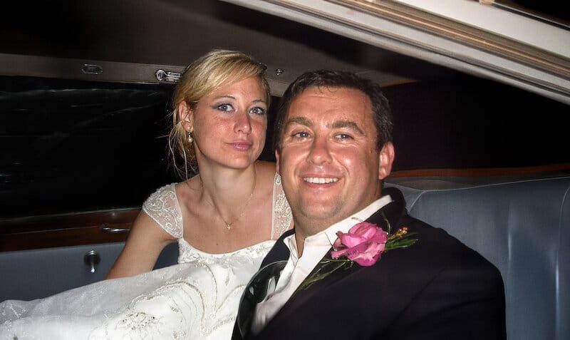 넷플릭스 ‘죽음의 결혼: 남편 살해 사건’: 한 홀아비의 잔혹한 죽음, 엇갈리는 진실, 그리고 시험대에 오른 사법 시스템