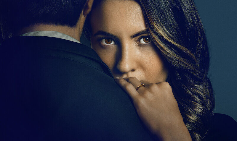 Netflix представляет «Игра вдовы»: Триллер о реальных преступлениях с Иваной Бакеро и Кармен Мачи в главных ролях исследует реальное дело