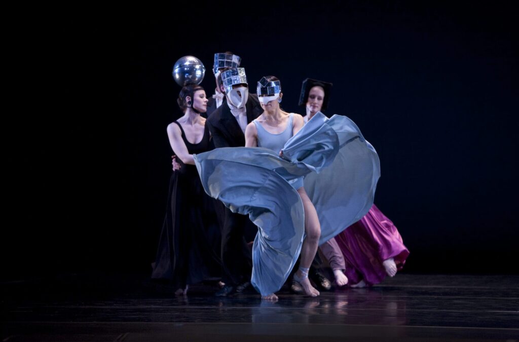 폴 테일러 무용단, 역사적인 재공연으로 현대 무용에 새 숨결을 불어넣다