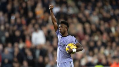 《小维尼修斯:足坛新星成名传》:Netflix 全新纪录片呈现维尼修斯·儒尼奥尔的个人写照