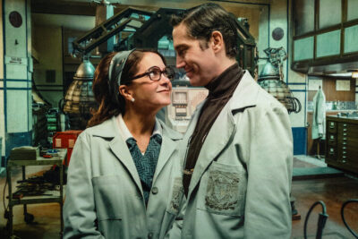 ティエンポス: 私たちの時空 Netflix：60年代のカップルが新しいSFドラマで愛と変化した未来をナビゲート