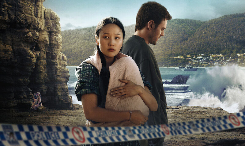 Netflix影集《活下來的我們》：珍・哈珀的驚悚小說改編，探索縈繞不去的罪惡感與海濱秘密