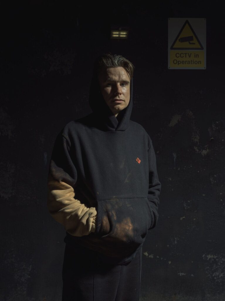 For Those I Love 推出新單曲《Mirror》，為第二張專輯《Carving The Stone》預熱