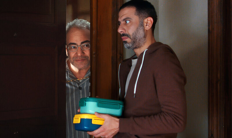 Netflix、現代の父親像と死後の導きを描くエジプトのドラマコメディ『アミナが遺してくれたもの』を配信開始