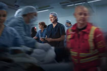 Critical Between Life and Death - Netflix