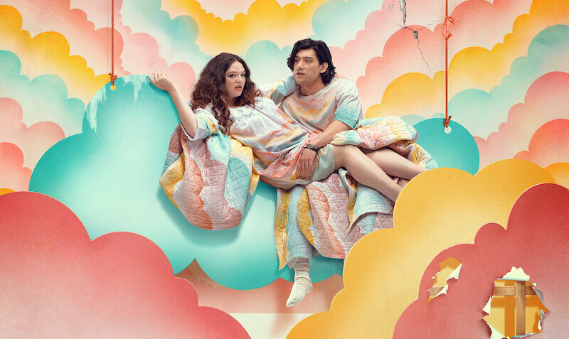 O comedie romantică de expați cu accente amare: „Prea mult” de Lena Dunham sosește pe Netflix