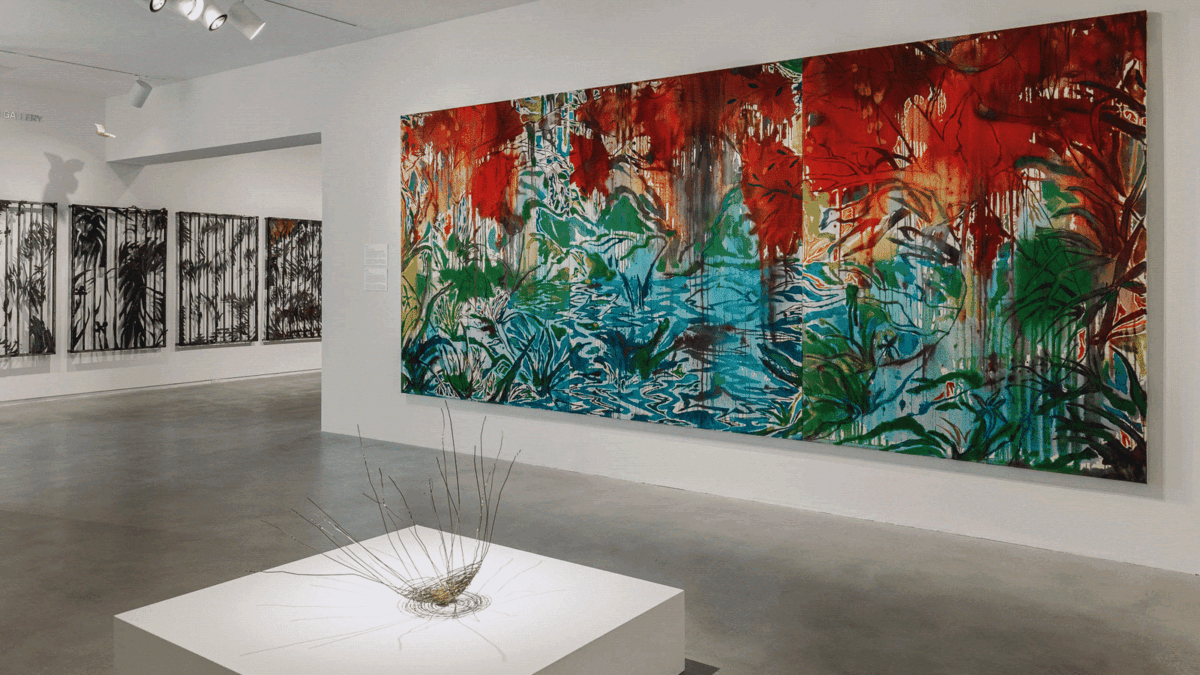 «Вода поднимается»: Художник Саиф Аззуз исследует колониальную историю и права на землю в Хьюстоне