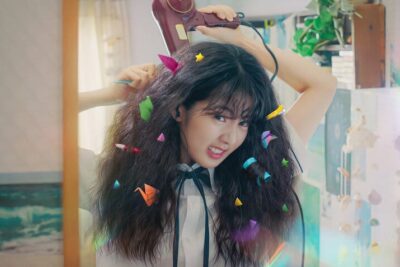 Netflix《卷卷初恋》：以怀旧视角审视青春期的不安