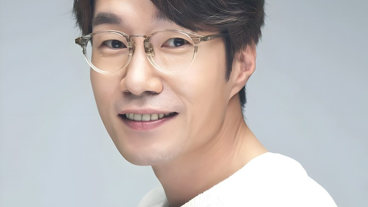 The Curtain Falls for a Veteran of the Korean Scene: Song Young-kyu Dies at 55