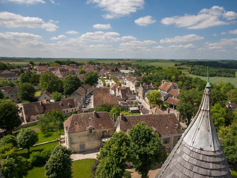 Arriver à Paris pour explorer ses environs