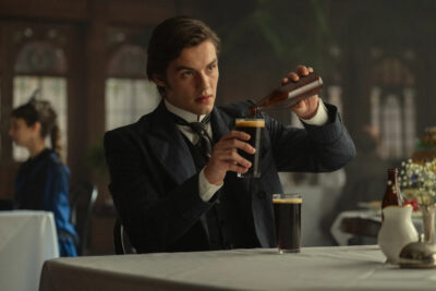 A Casa Guinness da Netflix: Onde Succession Encontra Peaky Blinders numa Saga Forjada em Cerveja e Ambição