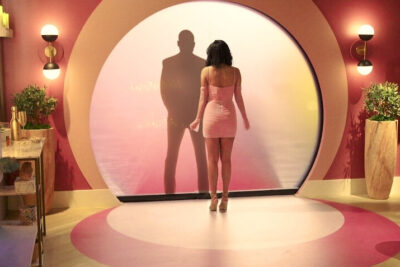 ‘연애 실험: 블라인드 러브’, 넷플릭스에서 시즌 9 공개: 현대 로맨스에 도전하는 사회 실험, 덴버에 상륙하다