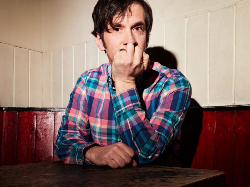 Octoberman《Chutes》：在不完美與時間裡找回從容的優雅