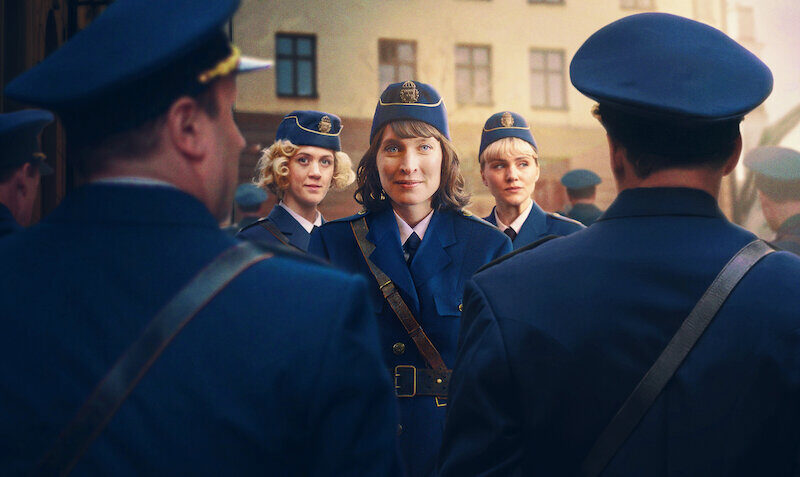 «뉴 포스»: 넷플릭스, 새로운 시대극으로 스웨덴 최초의 여성 경찰관 이야기를 다루다