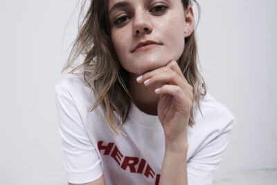 Mags, Herified로 돌아오다: 매혹, 가시성, 그리고 ‘큰 사랑’을 둘러싼 팝 선언