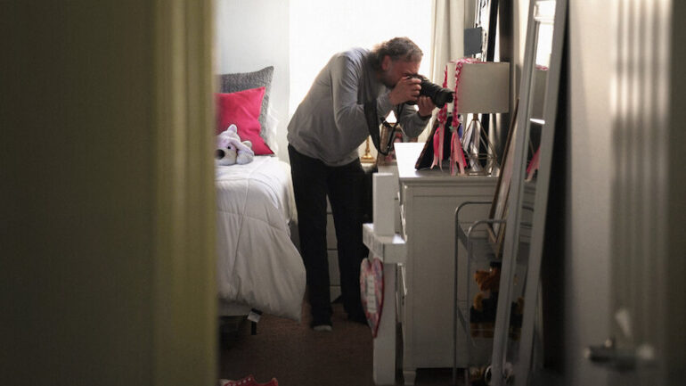 所有空蕩蕩的房間：反對槍支暴力的無聲咆哮